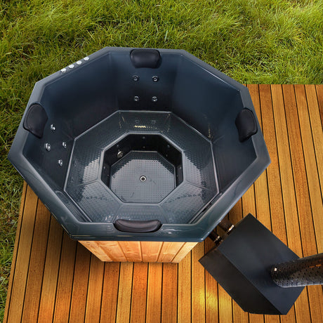 HotTub Badefass mit GFK-Einsatz für 6 Personen | 1.8 × 1.8